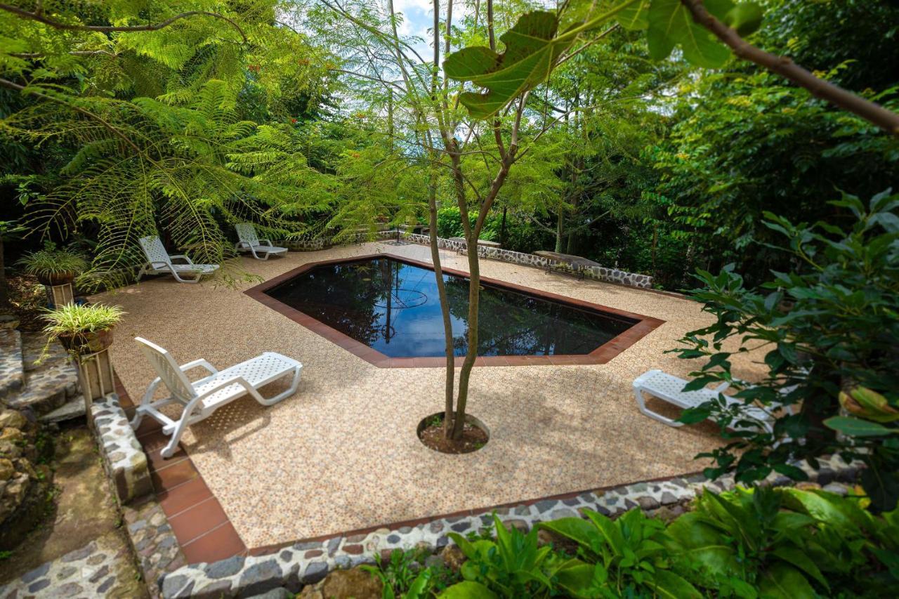 Jenna'S River Bed And Breakfast Jucayná エクステリア 写真
