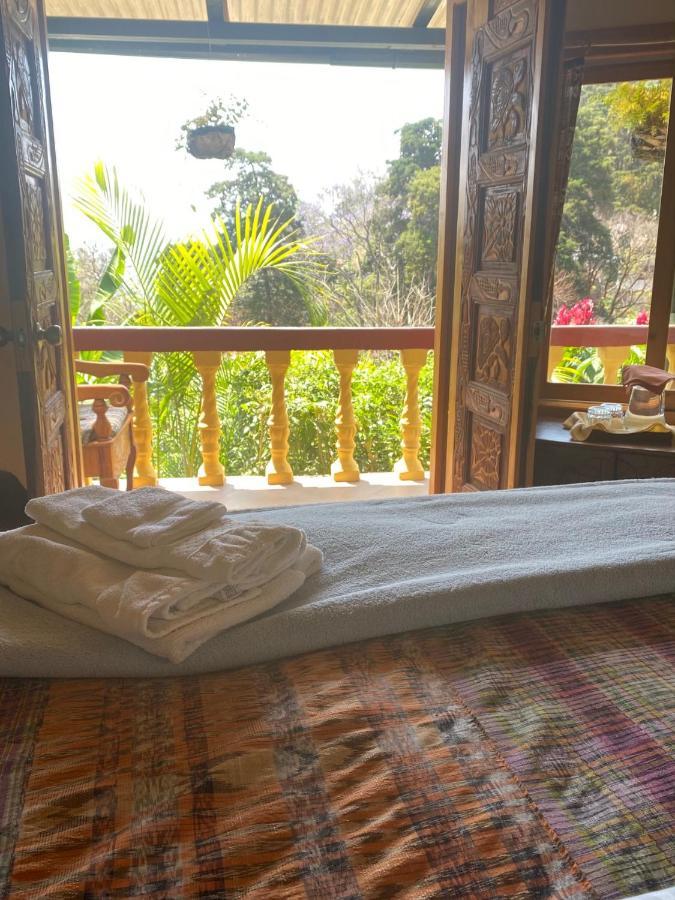 Jenna'S River Bed And Breakfast Jucayná エクステリア 写真